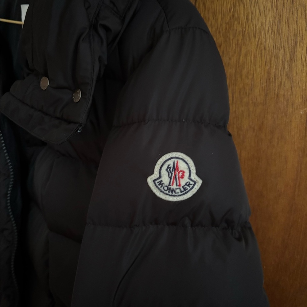 Moncler Women's Flammette Fitted Long Down Coat Size 2 - Picture 4 of 8